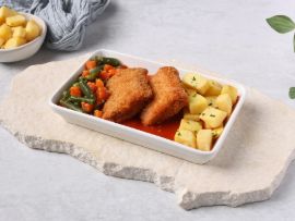 fish filet breaded,MIXED GREEN SALAD, cookie